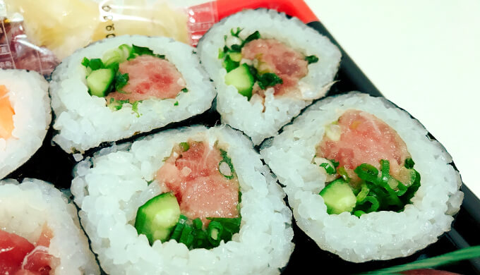 まぐろとサーモン寿司(ねぎとろ)
