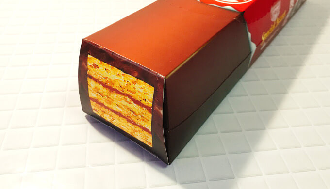 キットカット(パッケージ断面)