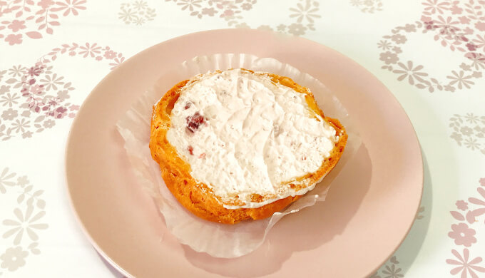ストロベリーシュークリーム(スライスカット)