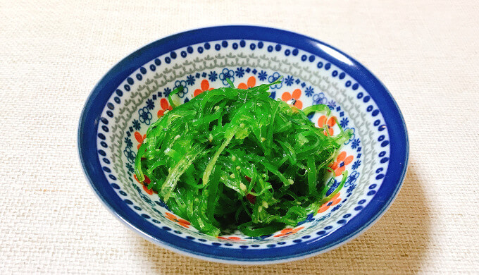 茎わかめサラダ(盛付)